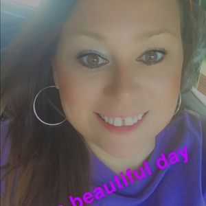 Meet your Posher, Pamela